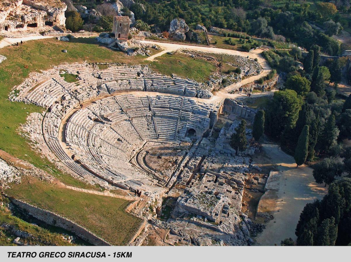 Villa Tetide - Fontane Bianche Luaran gambar