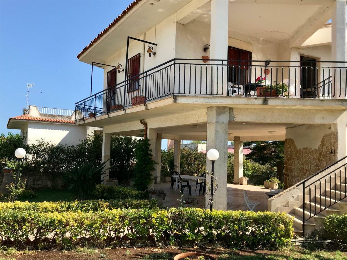 Villa Tetide - Fontane Bianche Luaran gambar
