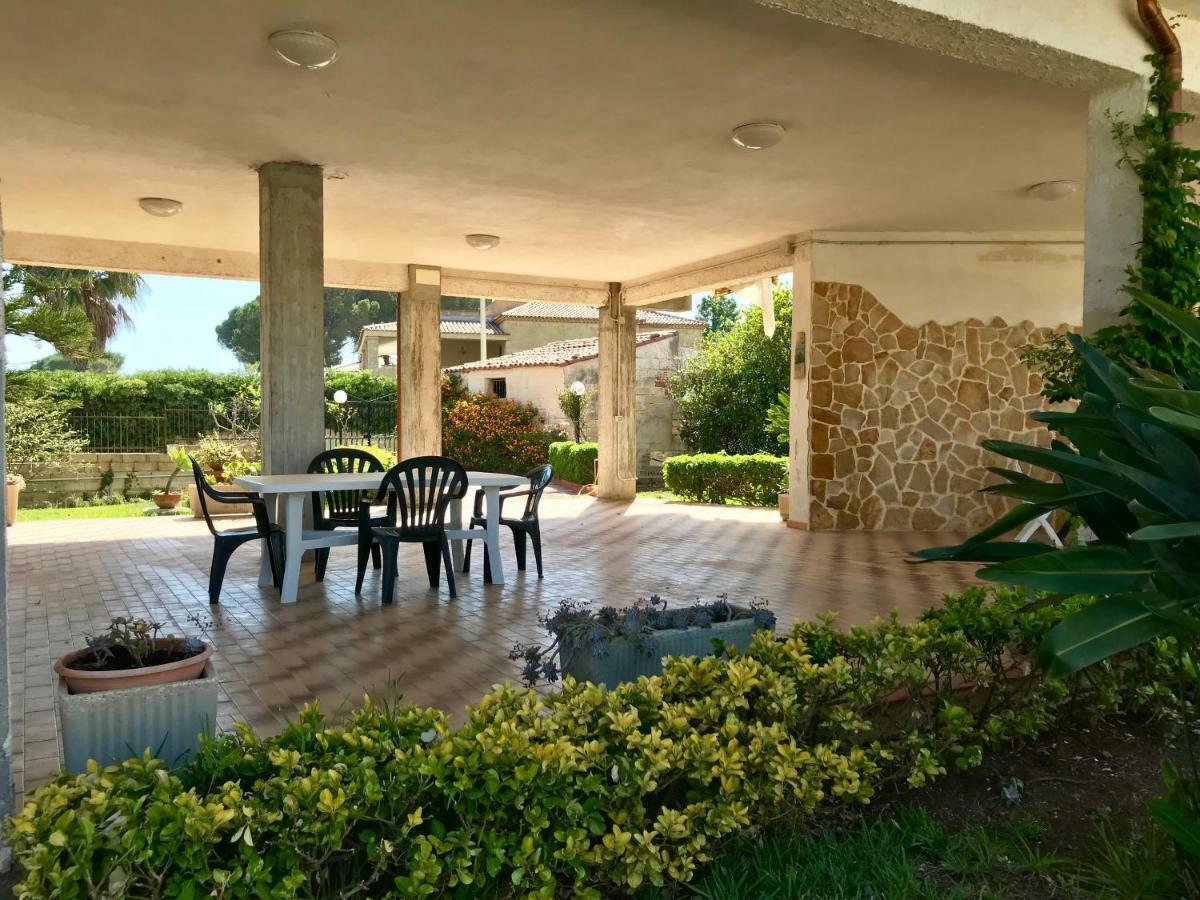 Villa Tetide - Fontane Bianche Luaran gambar